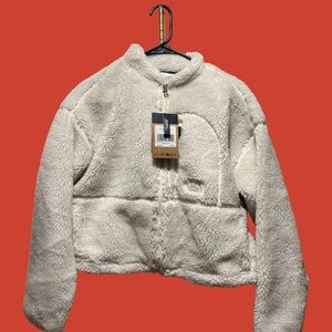 North Face cropped Sherpa jacket!! NWT